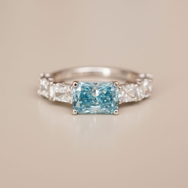 Lyra Ring